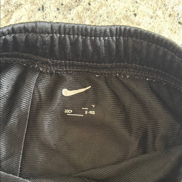 Nike Black Athletic Shorts - Picture 2 of 2